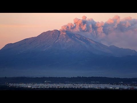 ash cloud from chile volcano