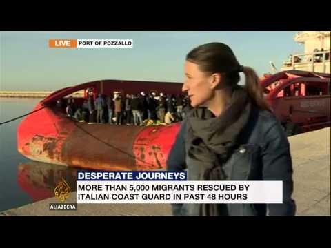 european coastguard rescues 900 migrants