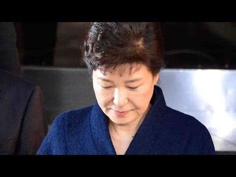 seek arrest warrant for park geunhye