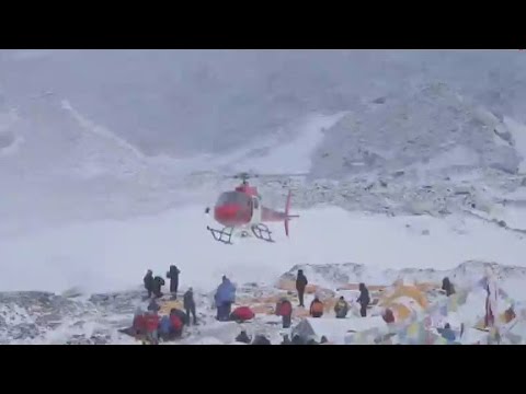 man describes everest avalanche experience