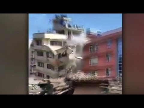 buildings collapse during nepal earthquake