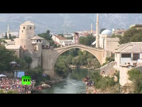 world’s best cliff divers compete in bosnia